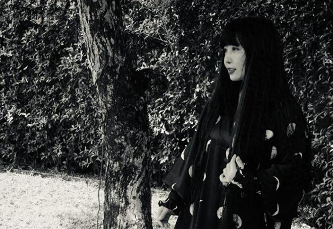 古里果的艺术哲学：五感通体，万物循环(古里是哪个国家)