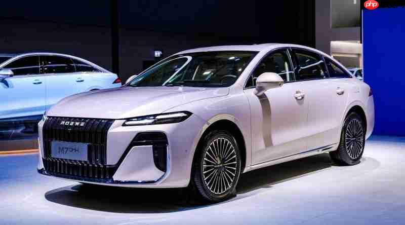 十万级混动家轿怎么选？荣威M7DMH用这些实力交出答卷