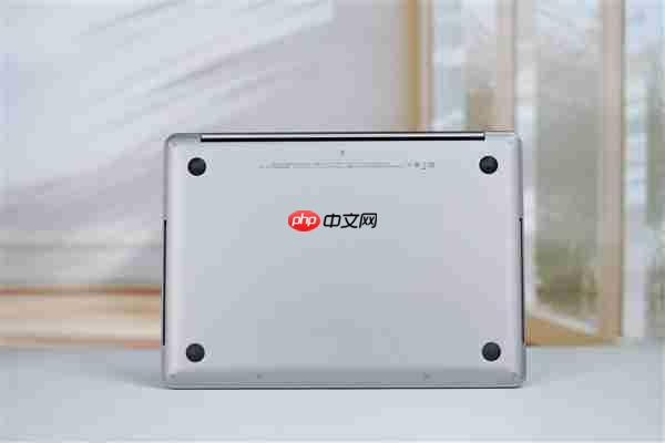 首发自研长江SoC！摩尔线程AIBOOK笔记本图赏