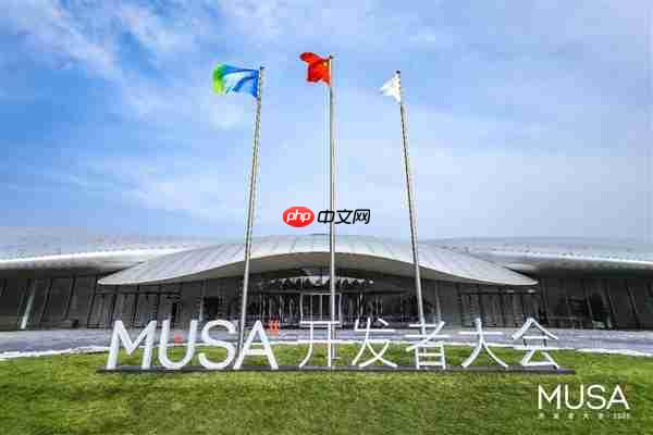 新架构×1、新芯片×3、新整机×2、新集群×1：5岁的摩尔线程彻底爆发了！