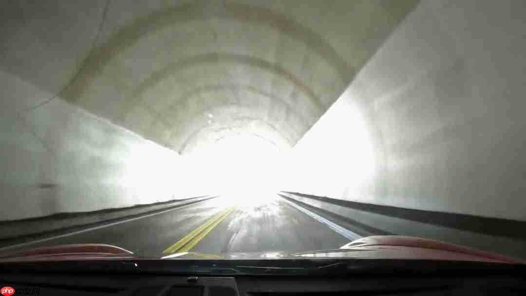 洛杉矶“死亡隧道”！网友开车还原Vince死亡时刻