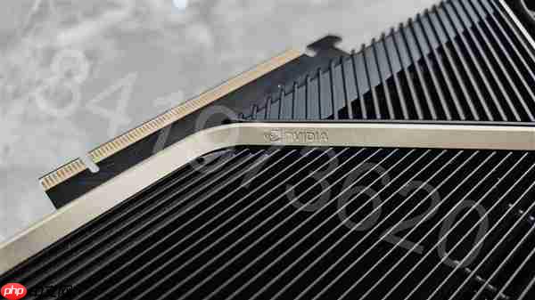 Titan Ada巨卡原型现身：48GB显存、四插槽、900W供电