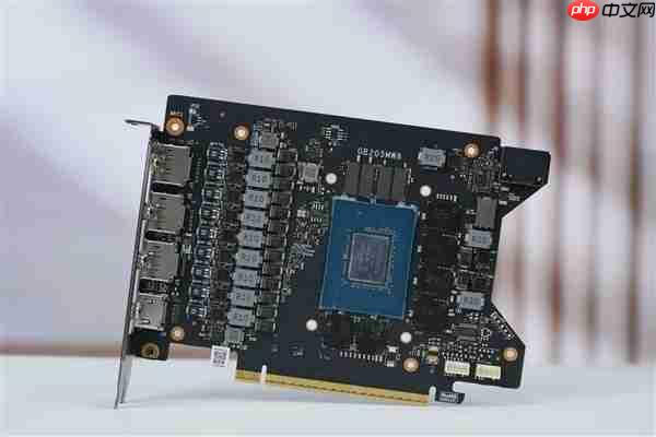 ITX性能小钢炮！七彩虹RTX 5070 Mini OC 12GB图赏