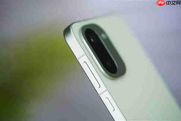 全球首发第五代骁龙8！一加Ace 6T图赏