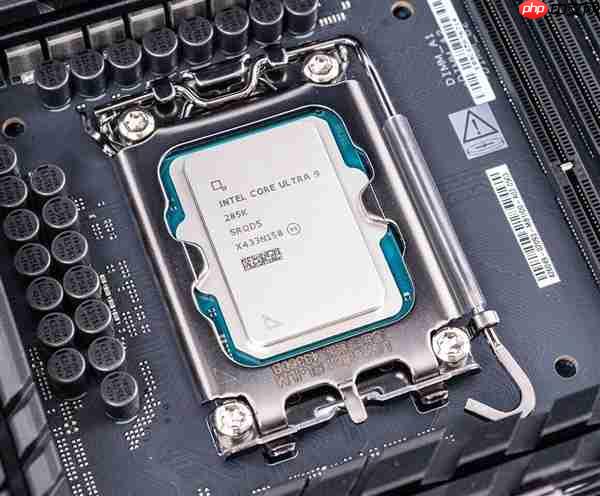 Intel酷睿Ultra 200S发布一年 性能+9％ 功耗-15％！还只是Linux
