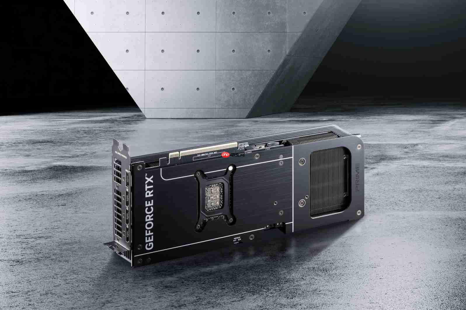 游戏与生产力全能驾驭：华硕PRIME 5070大师显卡