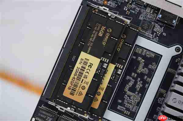 致敬苹果Mac Pro刨丝器！奥睿科Omini Pro迷你机图赏