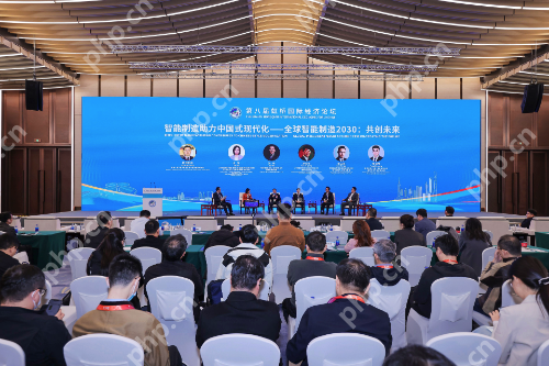 AI越多越好？中国工业机器人探索“有用则灵”的差异化路径 - php中文网