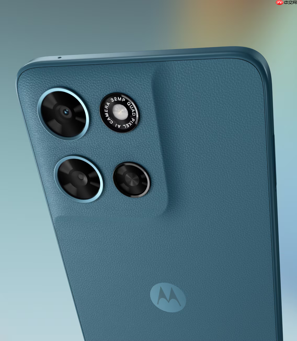 摩托罗拉发布两款LCD新机：moto g（2026）、moto g play（2026）