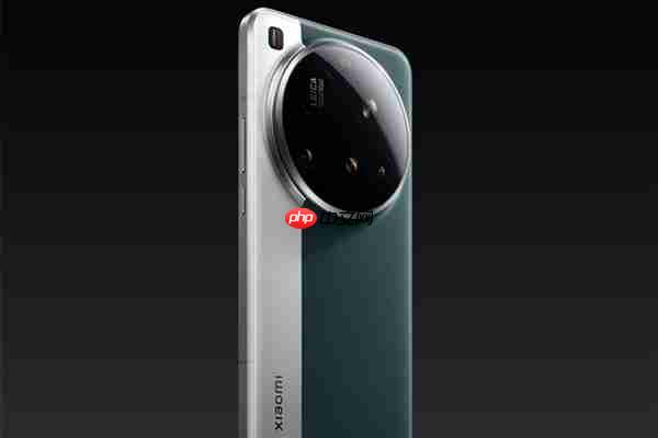 元旦前登场！小米17 Ultra通过认证：顶配支持北斗+天通双卫星