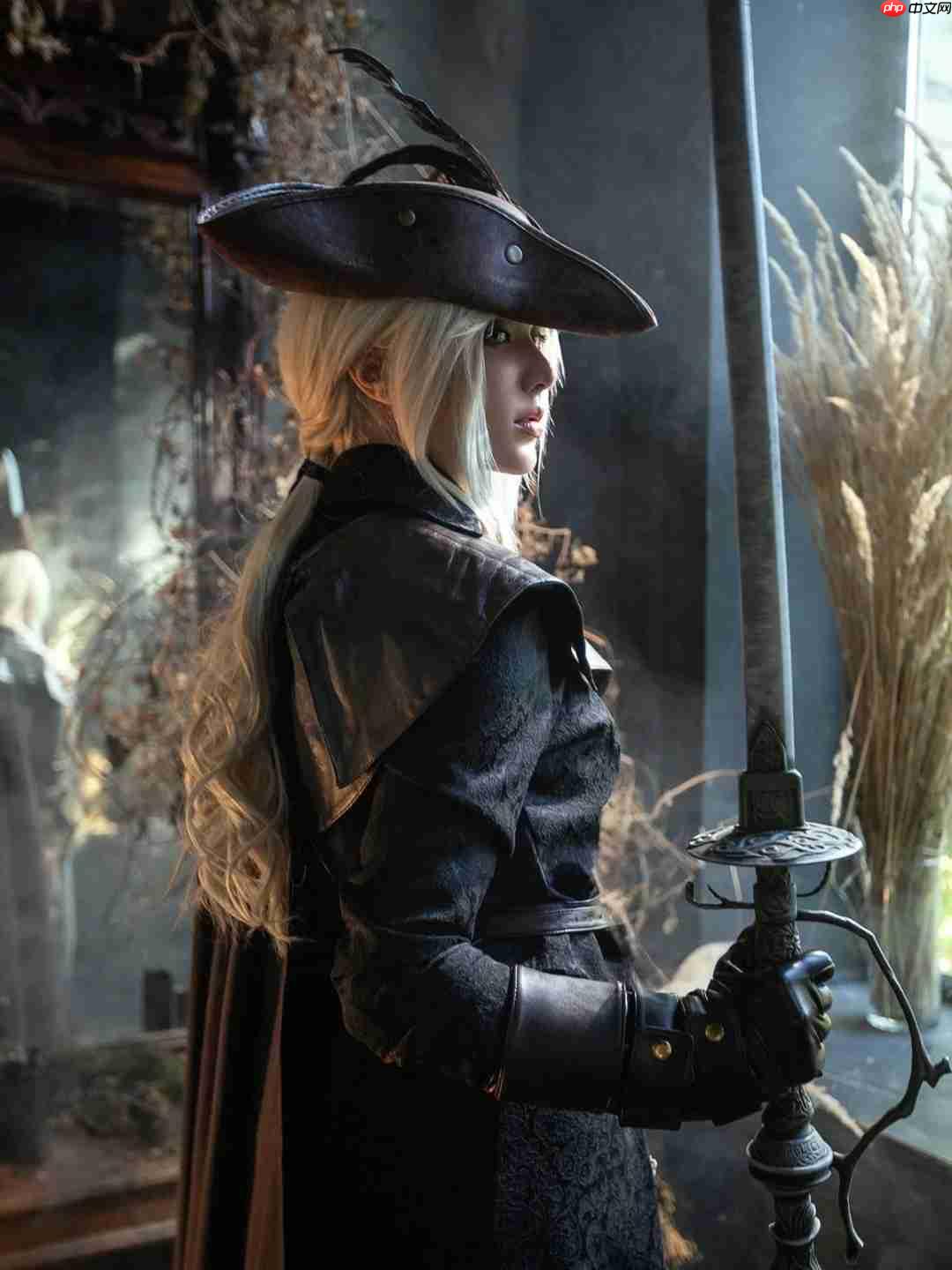 Coser神还原《血源诅咒》玛利亚 落叶中的致命优雅