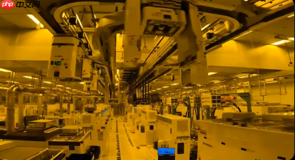 台积电“银色高速公路”首度公开！EUV光刻机生产芯片全程曝光