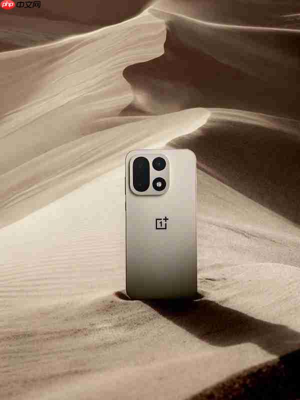 一加15配置汇总 首发航天级纳米瓷金属 猜猜卖多少钱？