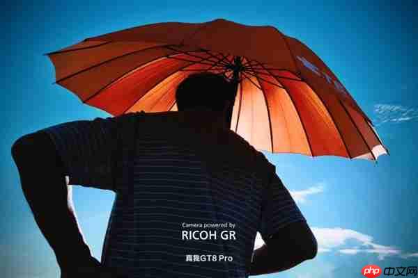 首次联名相机品牌 真我GT8 Pro实拍样张首秀 理光GR味儿拉满