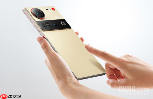 努比亚Z80 Ultra影像配置曝光：同期唯一大底超广角