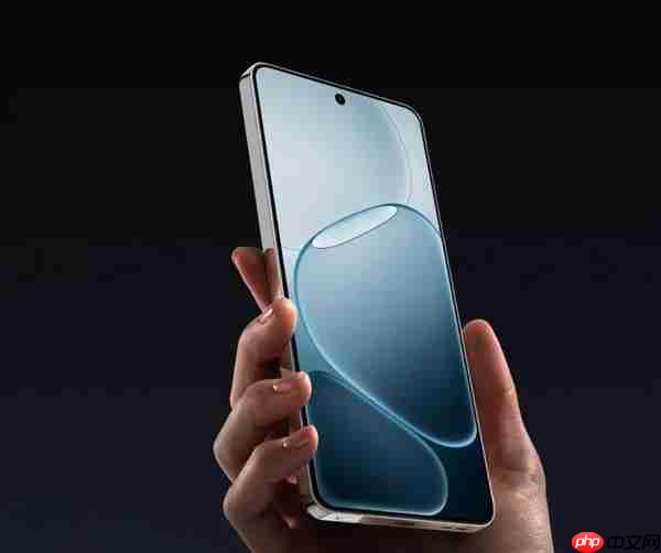 国庆旅行告别电量焦虑！OPPO K13s持久战神让你畅玩整个长假