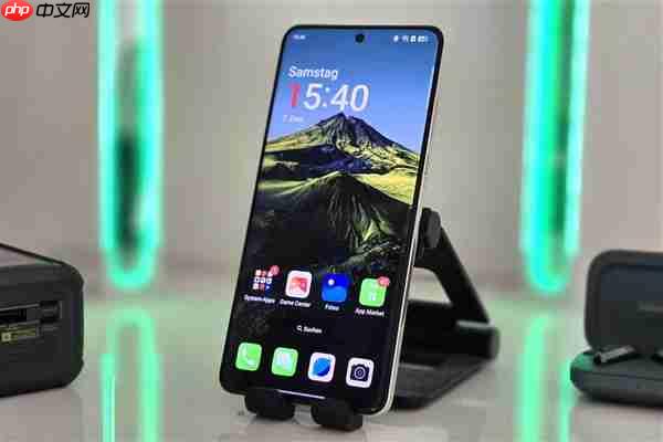 一加15预热 李杰：屏幕对标iPhone 17 Pro Max绰绰有余