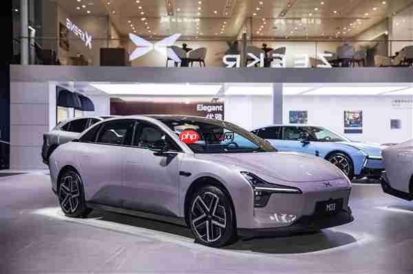 小鹏汽车携AI科技全明星阵容亮相成都车展！全新小鹏P7成C位