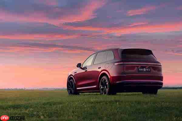 全新问界M7内饰美图曝光！主驾零重力座椅上车  家庭出行体验再升级