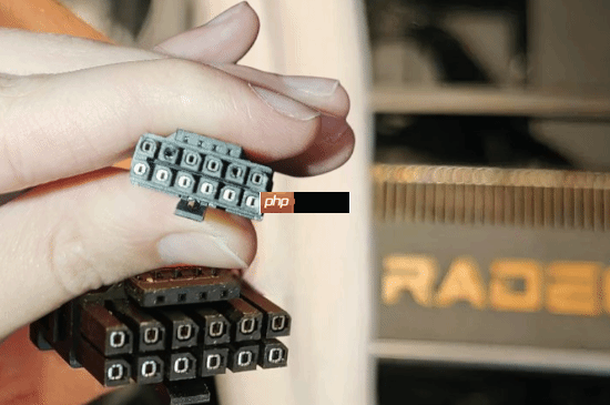 首例！AMD 9070 XT显卡出现16针供电接口熔化事故