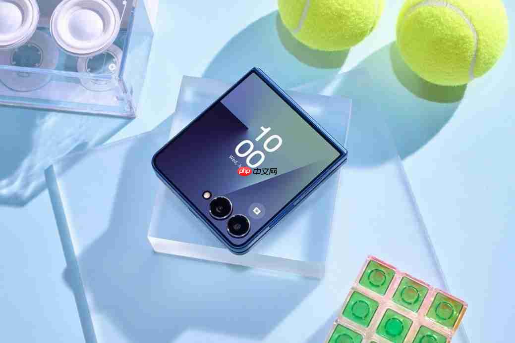 玲珑便携 轻巧随行 三星Galaxy Z Flip7焕新设计令体验跃升