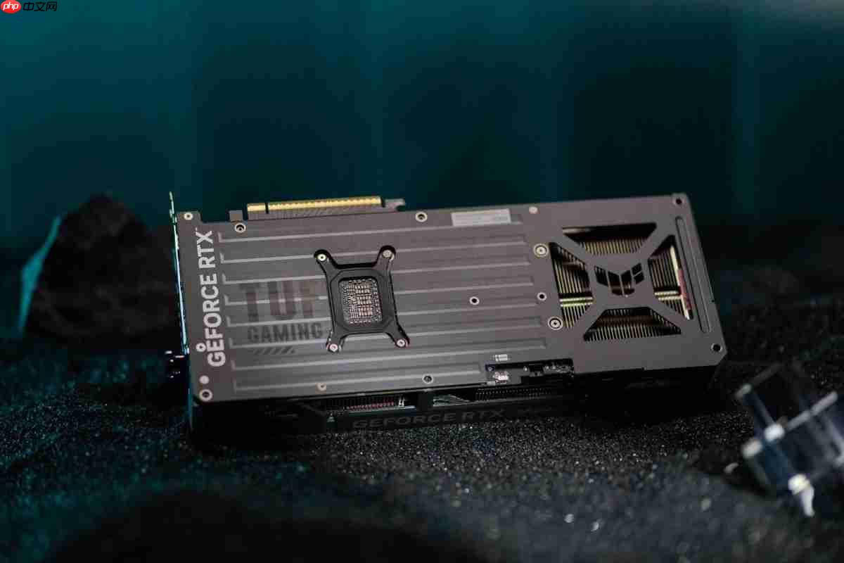 华硕5070Ti显卡DLSS4神技加持，轻松玩转4K游戏！