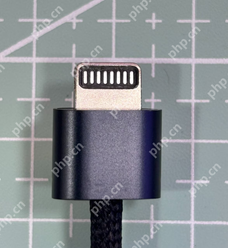 疑似Apple Vision Air电源线曝光！价格可能还是关键