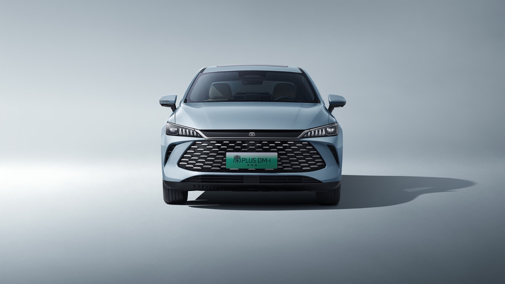 售价7.98万-12.98万元，高阶智驾+第五代DM技术，第二代秦PLUS智驾版上市