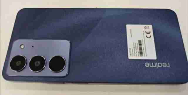 realme真我RMX5020手机证件照曝光：5180mAh电池