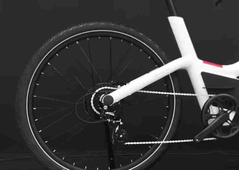 爱玛Rizoma概念车CES2025全球首秀