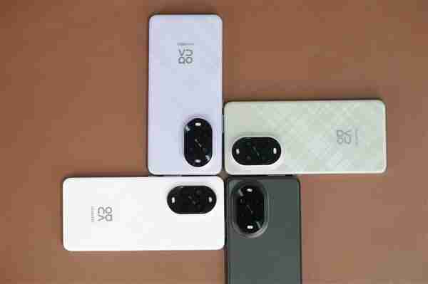 年底换机购机攻略：还得是年轻人专属华为“nova 13香”