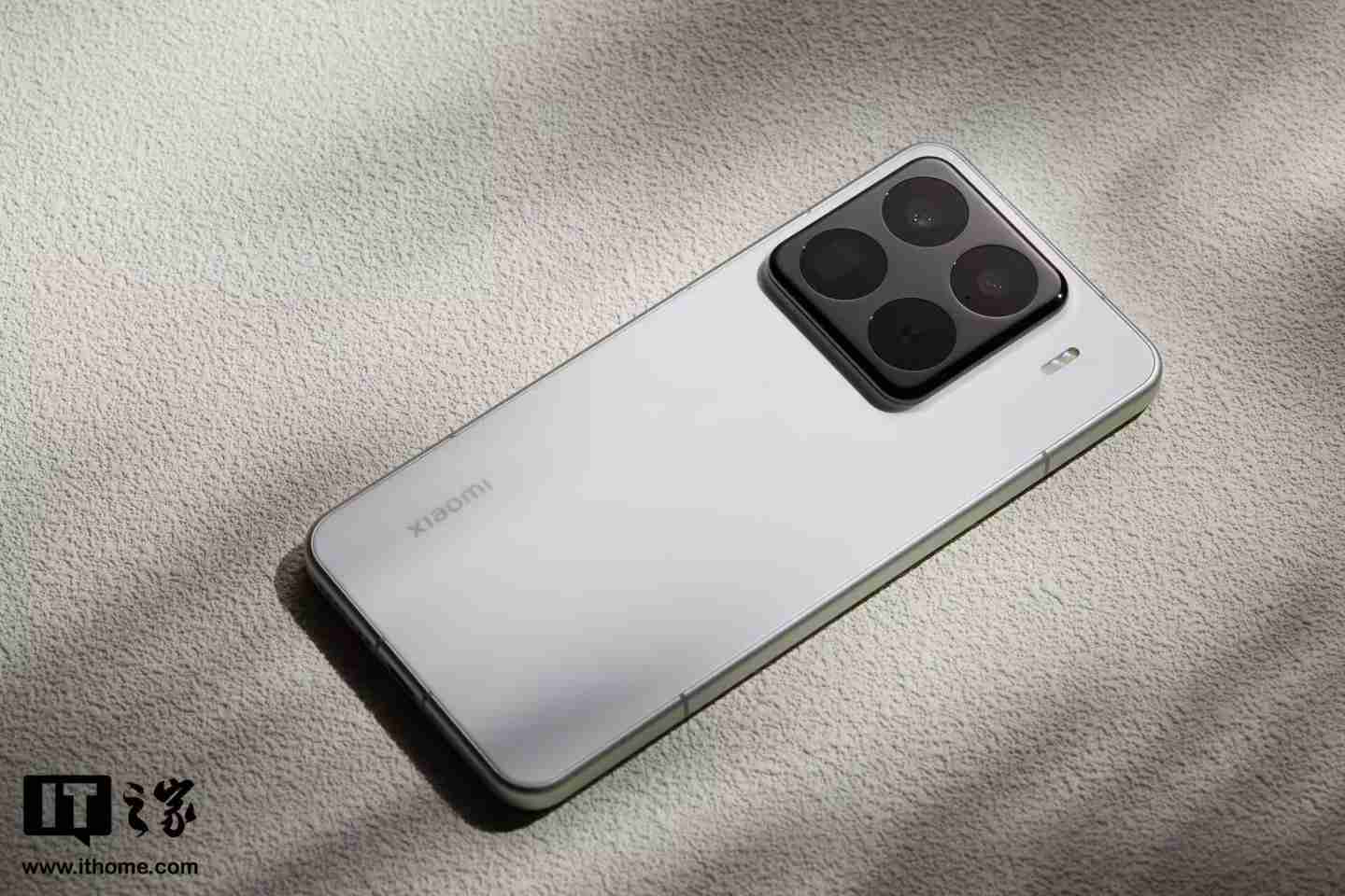 小米 15 Pro 手机获澎湃 OS 2.0.28.0 正式版内测更新：相册“那年今日”支持隐藏