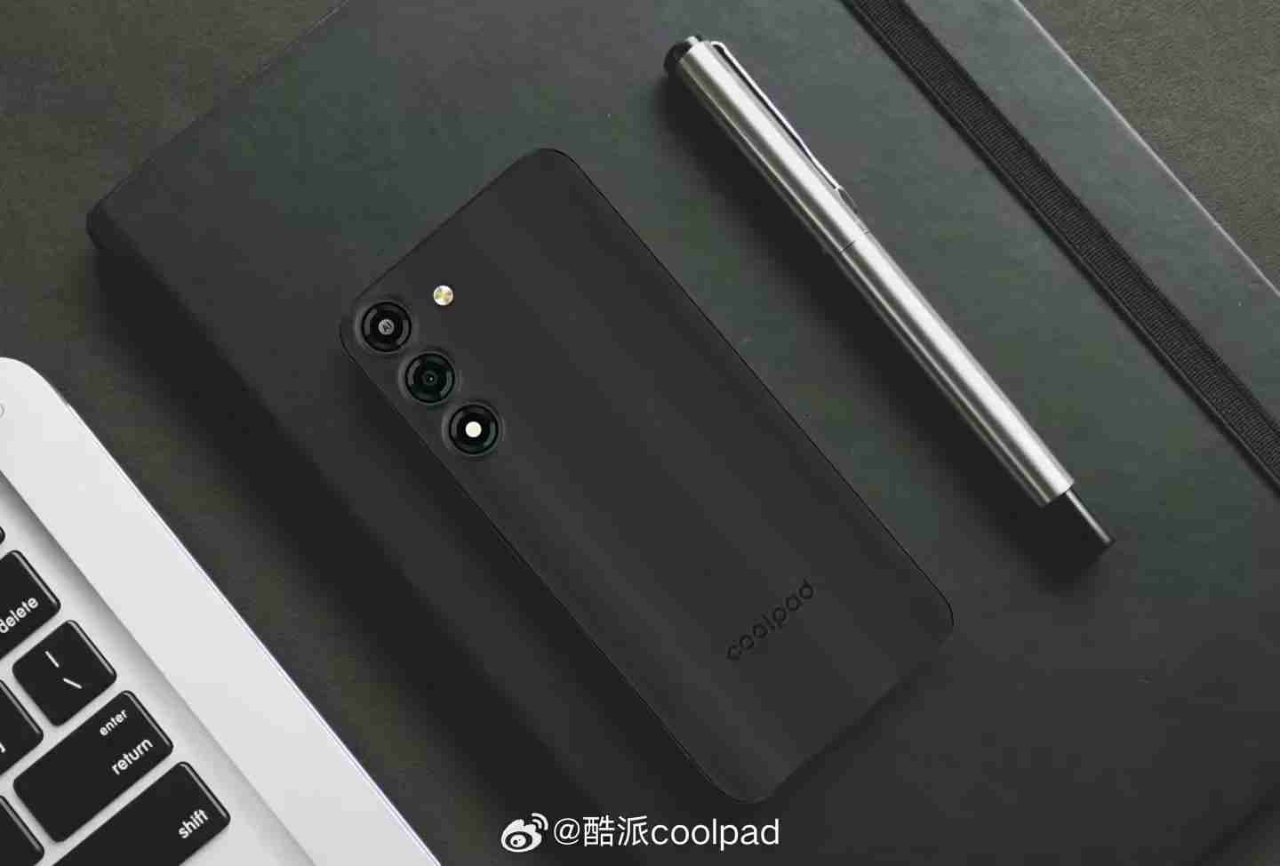 酷派推出Y77手机：3900毫安时电池、6G+128G存储规格