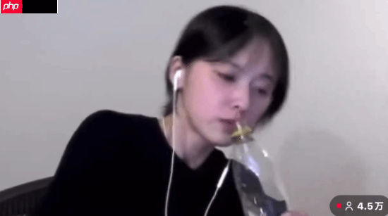 武喝！《寂静岭f》女主加藤小夏玩游戏喝酒壮胆