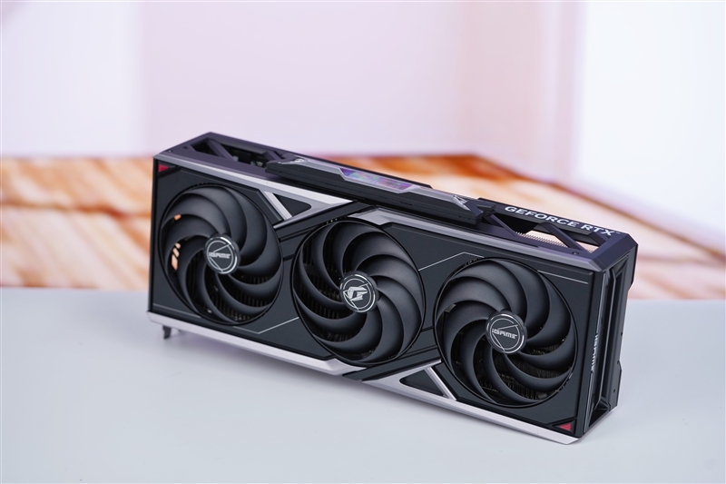 性价比甚至更强！七彩虹iGame RTX 5090 D v2 Vulcan OC 24GB首发评测：领先5080 50%