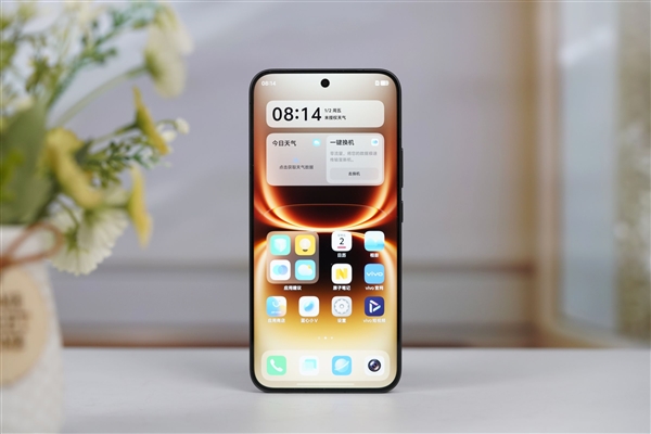 451万分最强旗舰手机！iQOO 15 Ultra图赏